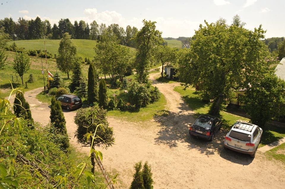 Villa Agroturystyka Zielone Wzgorze à Sikorzyno Extérieur photo